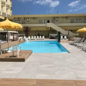 Apartmanhotel Montmartre, Rimini